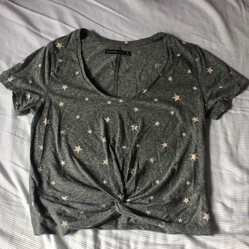 NWOT Abercrombie and Fitch Cropped Star TShirt
